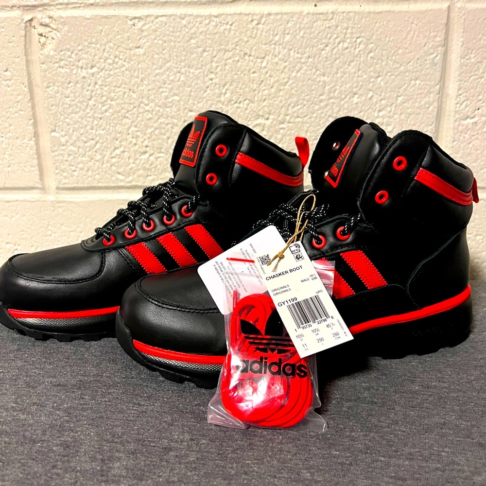 **BRAND NEW** adidas Chasker Leather Boot Black Red GY1199 Men’s Size 10.5 RARE